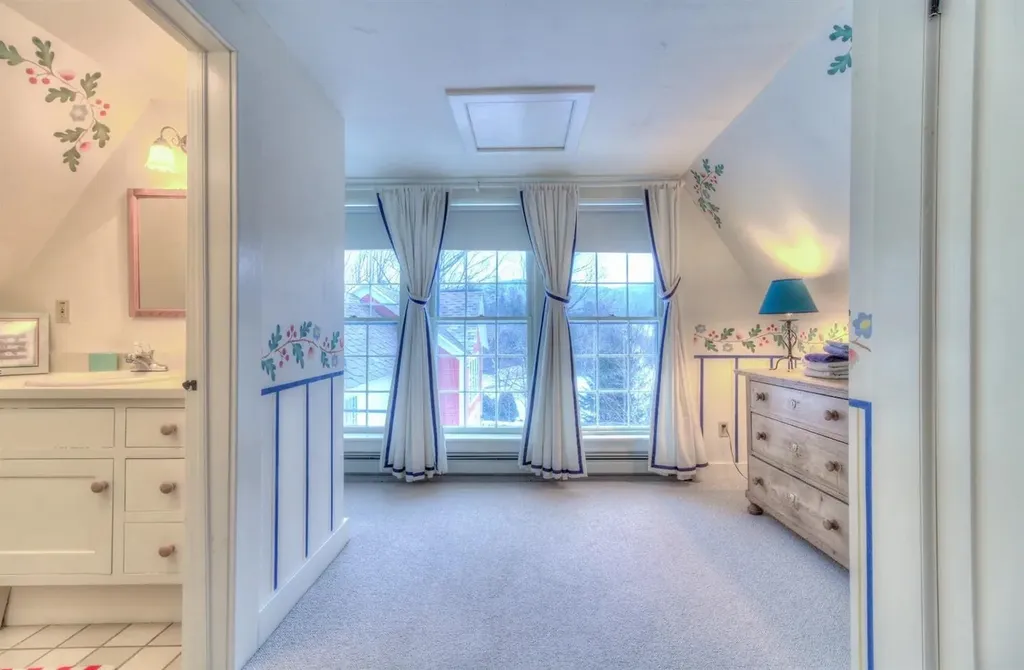 41 Lawrence Hill Road Weston VT 05161