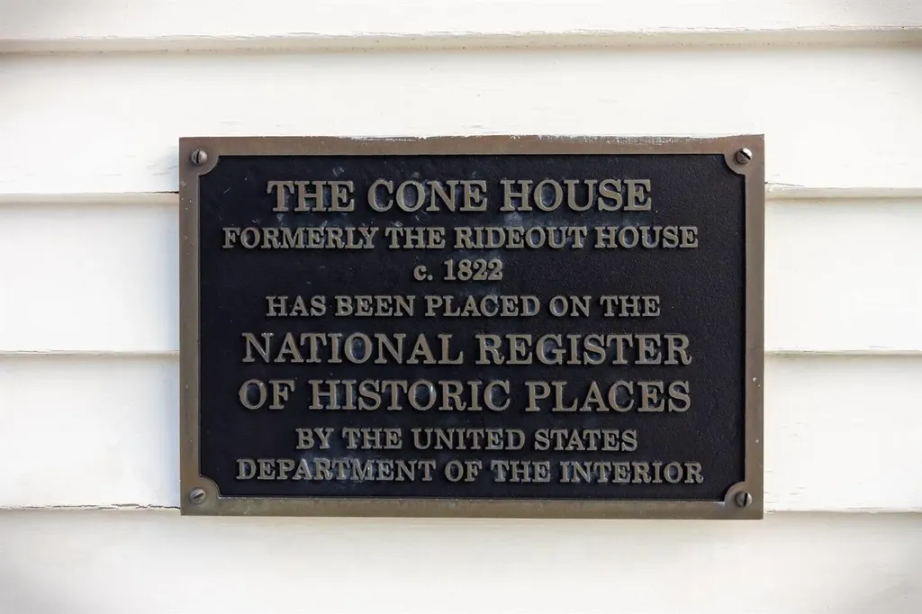 41 Lawrence Hill Road Weston VT 05161