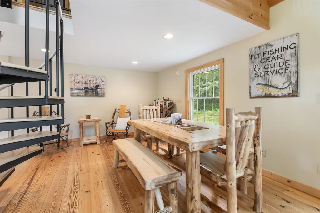 64 Merrill Road Pittsburg NH 03592