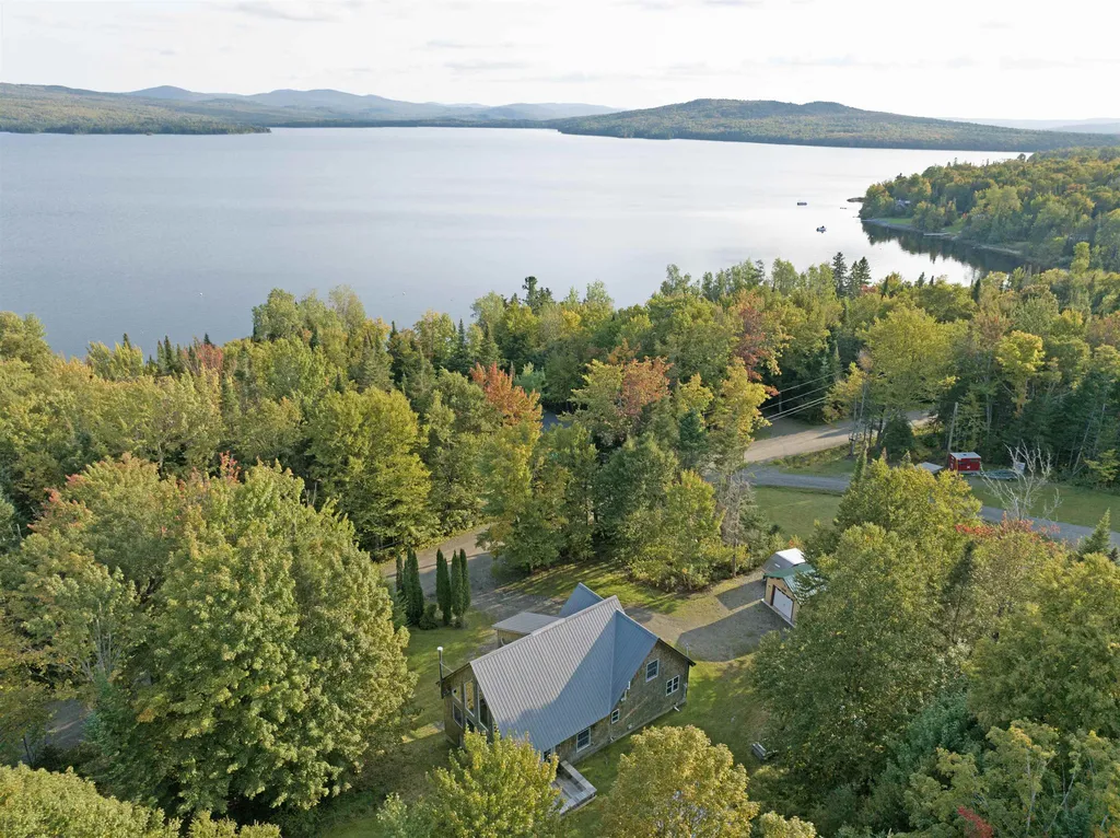 64 Merrill Road Pittsburg NH 03592