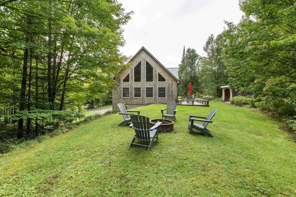 64 Merrill Road Pittsburg NH 03592
