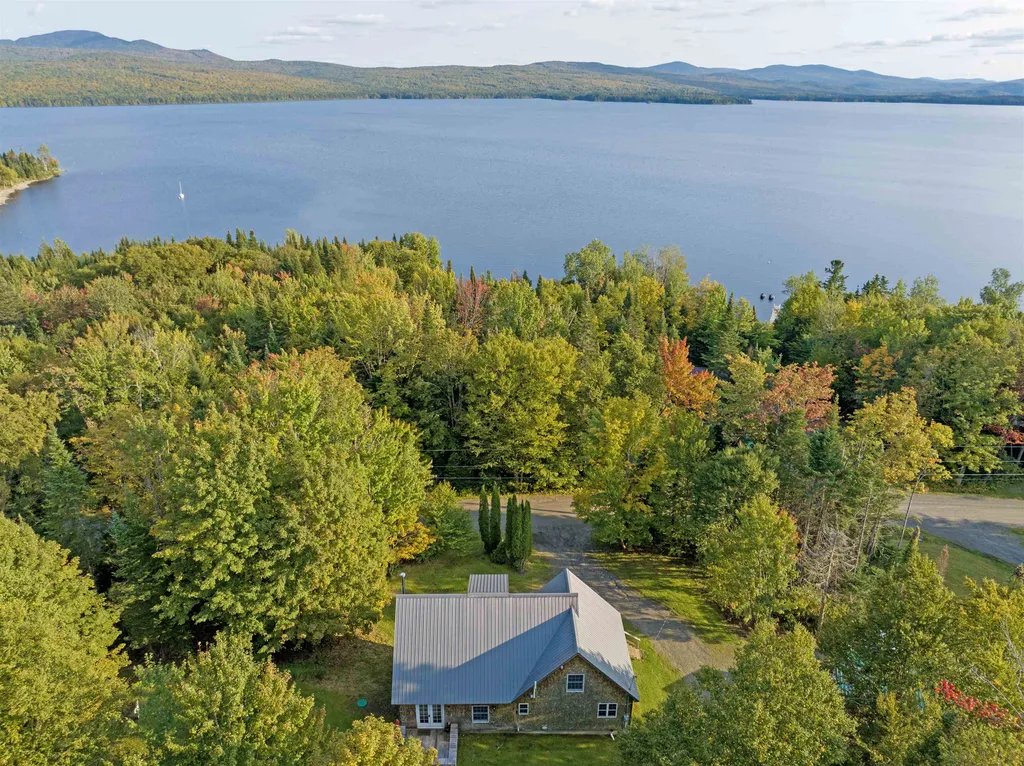 64 Merrill Road Pittsburg NH 03592