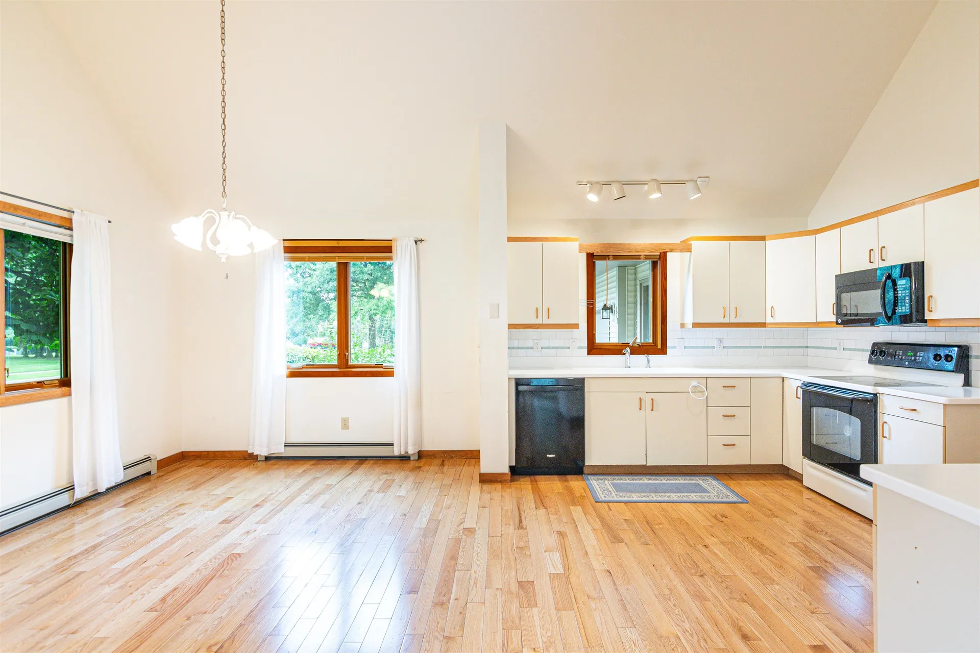 177 Country Meadows Colchester VT 05446