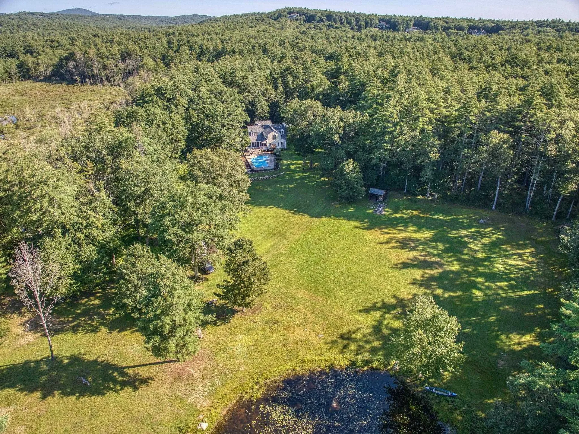 24 Schoolhouse Road Amherst NH 03031