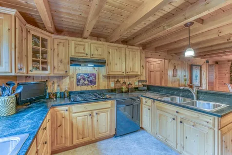 261 Wells Road Franconia NH 03580