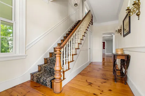 7 Atlantic Avenue North Hampton NH 03862