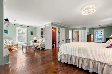 7 Atlantic Avenue North Hampton NH 03862
