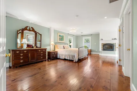 7 Atlantic Avenue North Hampton NH 03862