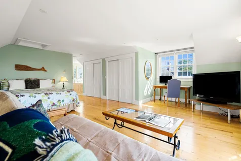7 Atlantic Avenue North Hampton NH 03862