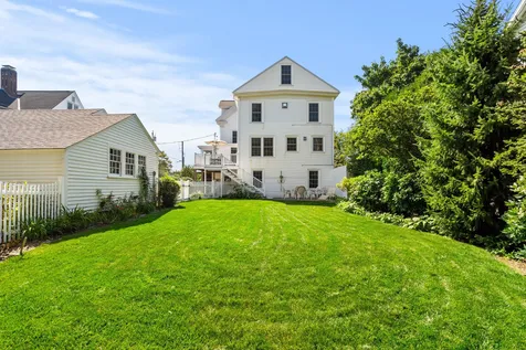 7 Atlantic Avenue North Hampton NH 03862