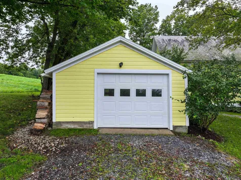 351 Cross Road Cornwall VT 05753