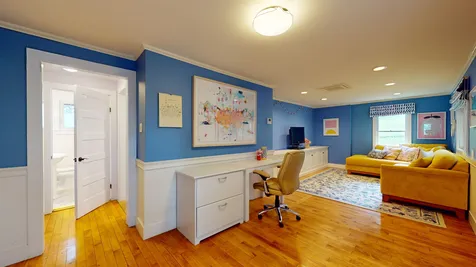 351 Cross Road Cornwall VT 05753