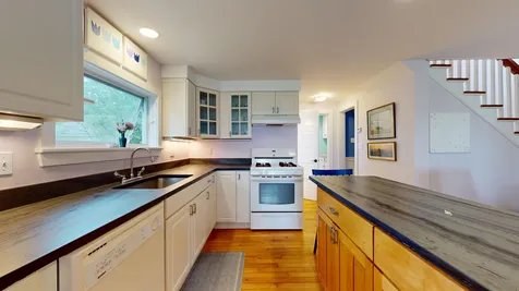 351 Cross Road Cornwall VT 05753