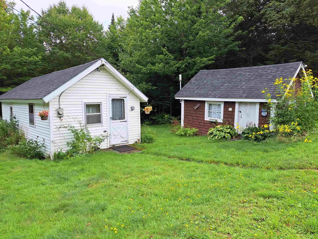 3744 North Main Street, Pittsburg NH Real Estate Listing MLS 4969695
