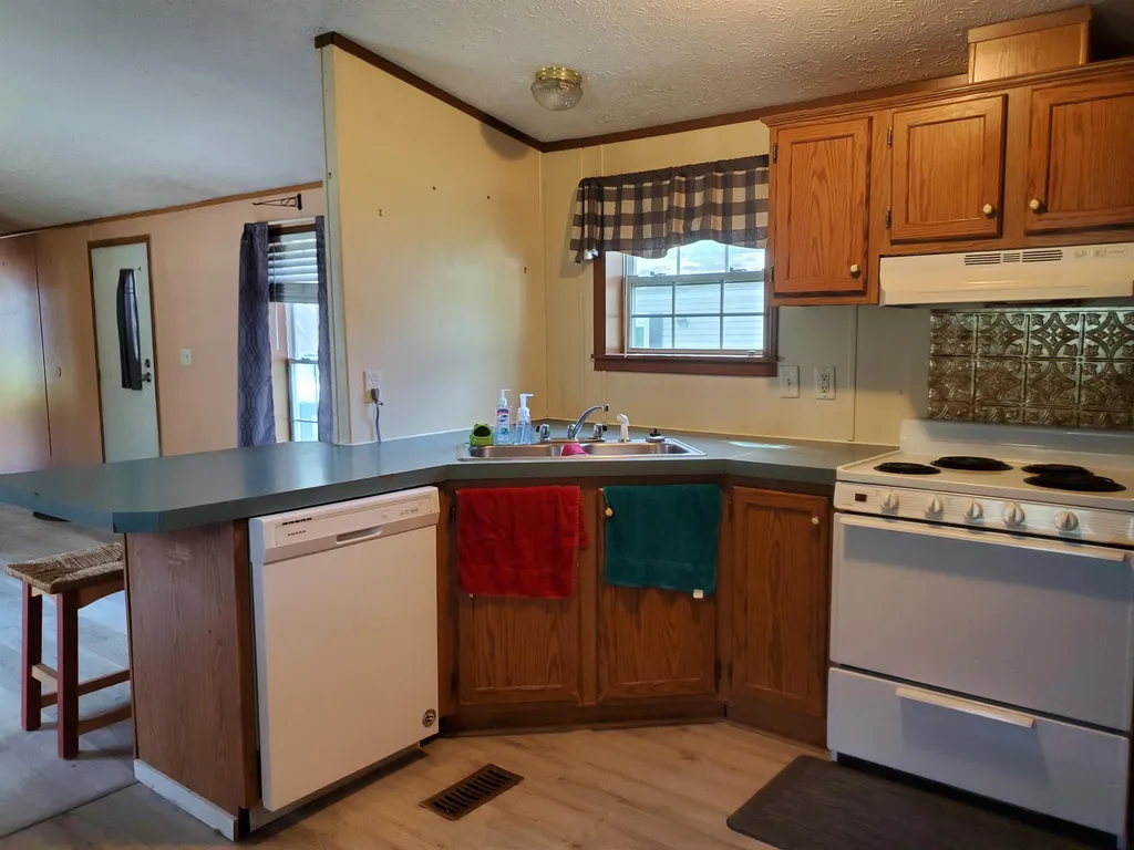 21 Smith Drive Canaan NH 03741