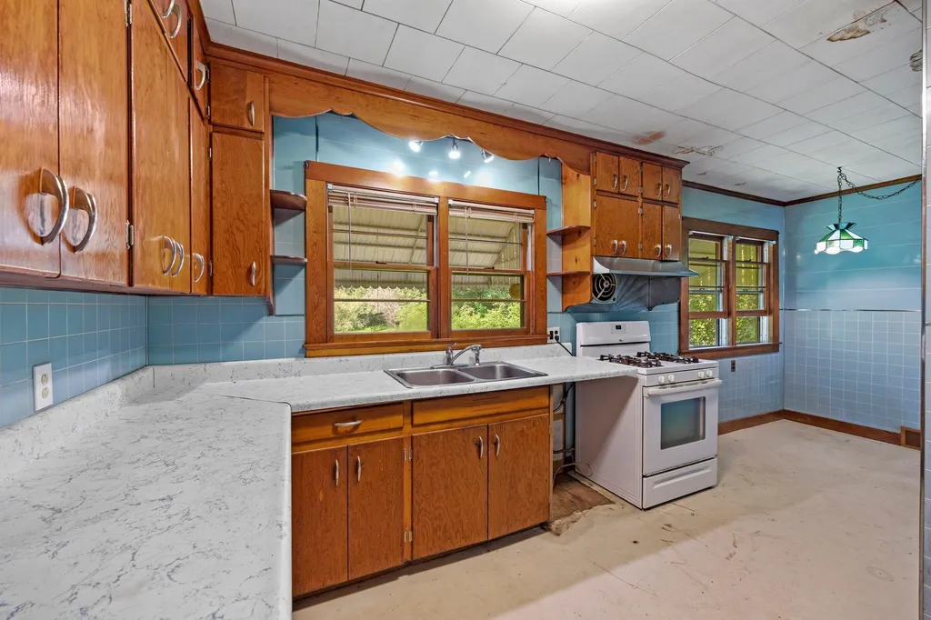 69 Packers Falls Road Newmarket NH 03857
