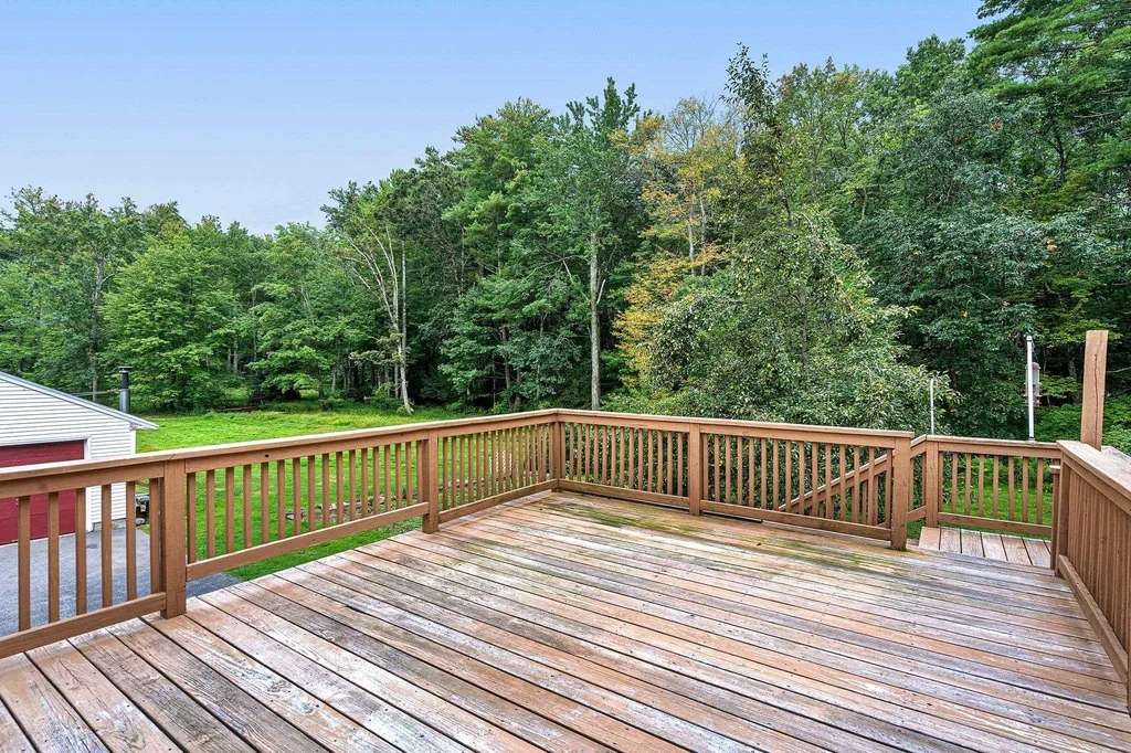 6 Galway Lane Salem NH 03079