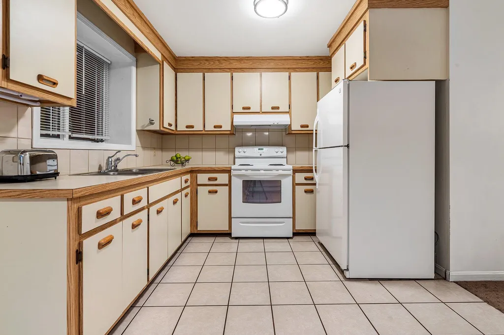6 Galway Lane Salem NH 03079