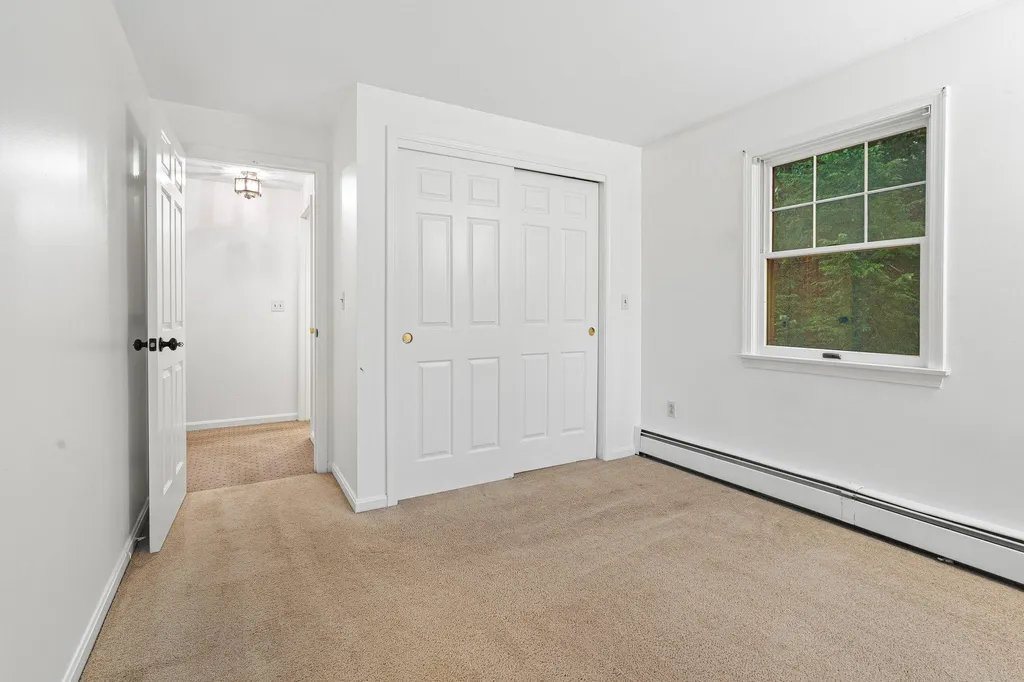 6 Galway Lane Salem NH 03079
