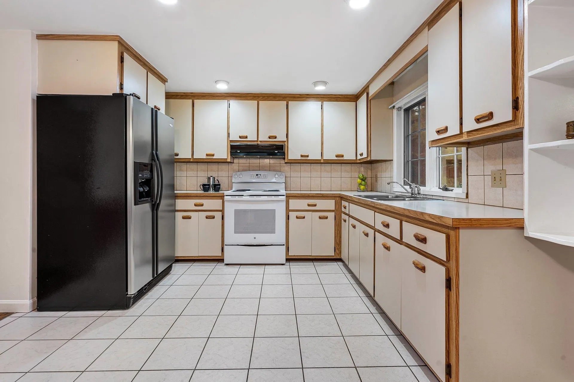 6 Galway Lane Salem NH 03079