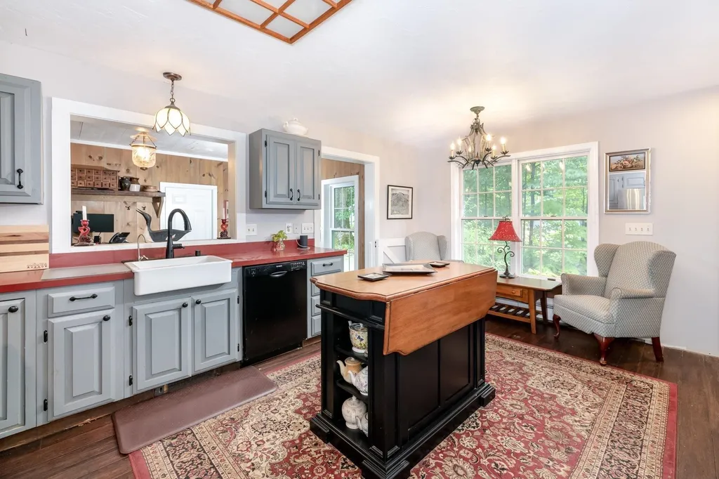 4 Hillrise Lane Meredith NH 03253