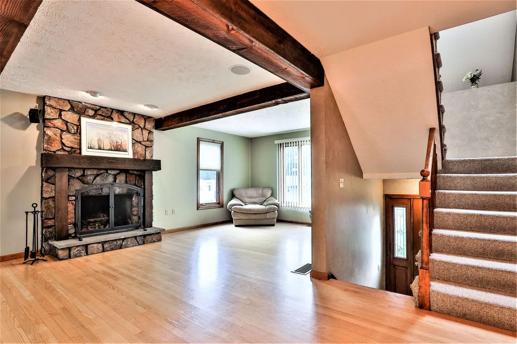 27 Bedford Street Nashua NH 03063