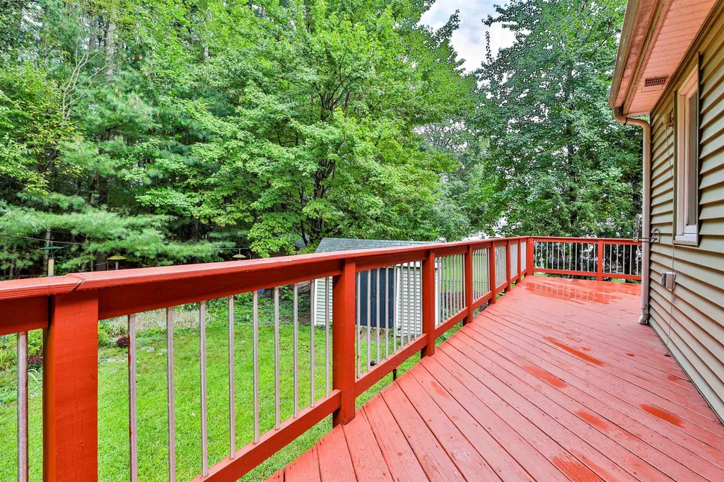 27 Bedford Street Nashua NH 03063