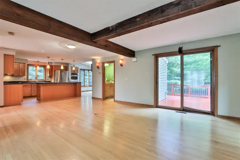 27 Bedford Street Nashua NH 03063