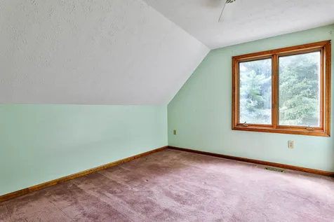 27 Bedford Street Nashua NH 03063