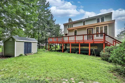 27 Bedford Street Nashua NH 03063
