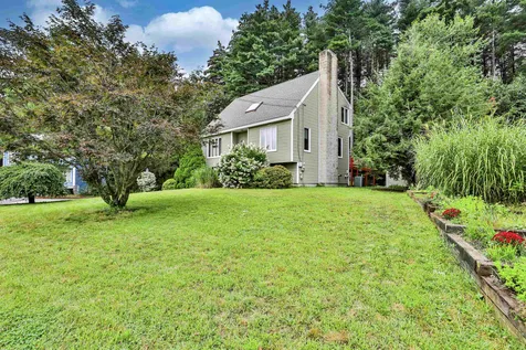 27 Bedford Street Nashua NH 03063