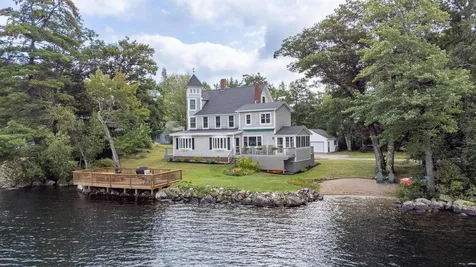 14 Avery Street Meredith NH 03253
