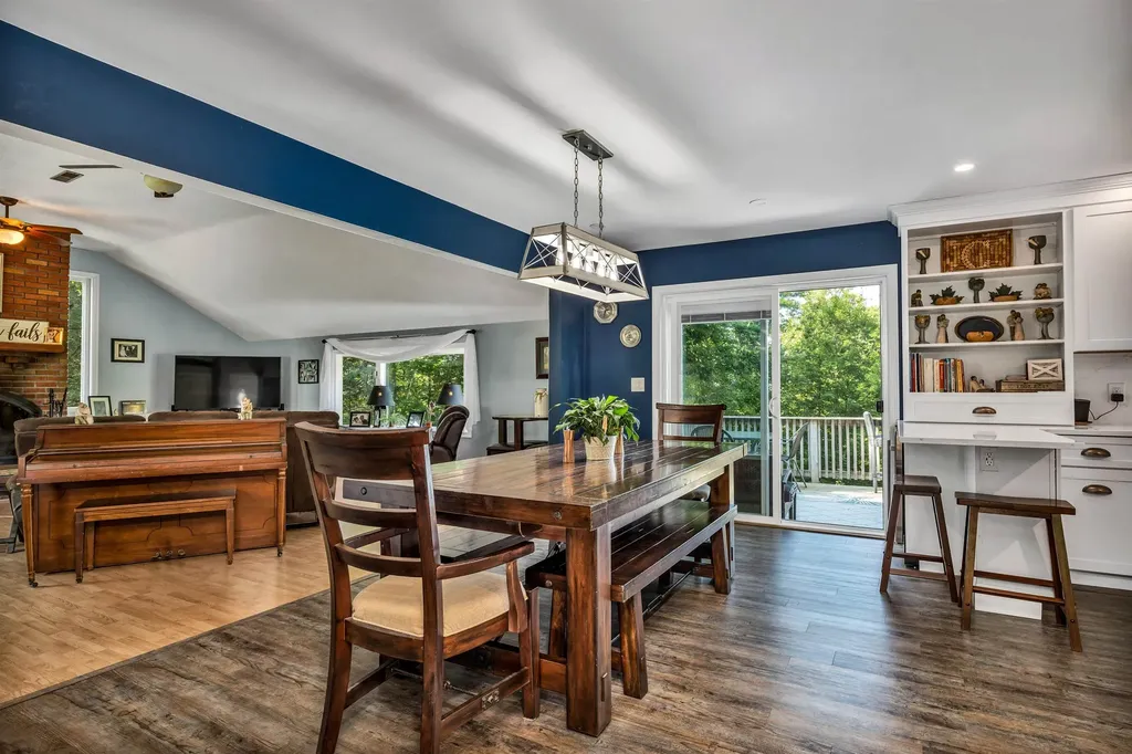 55 Timber Lane Wolfeboro NH 03894