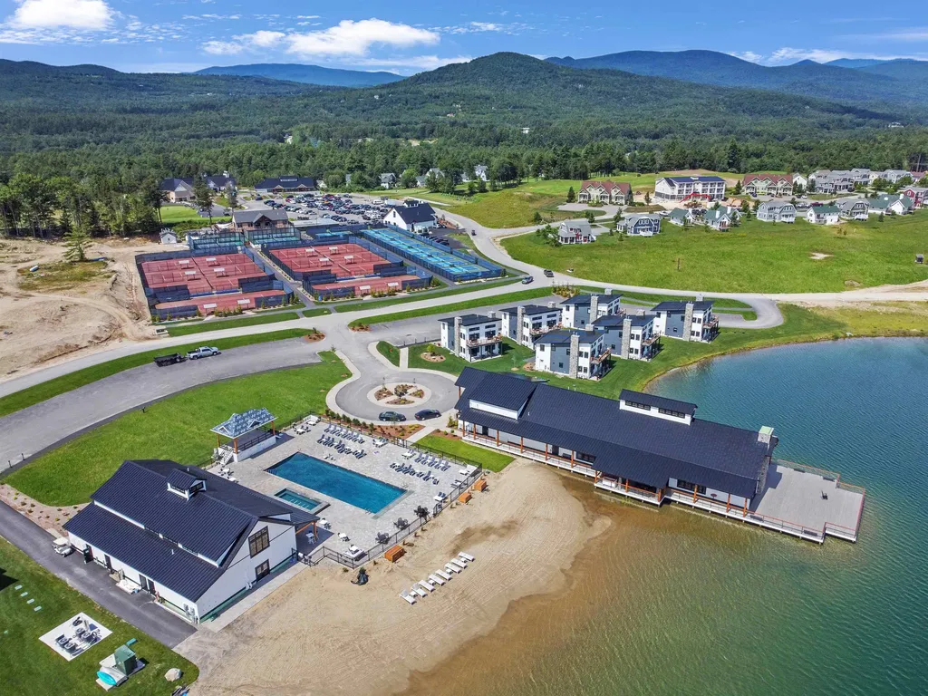 55 Lafayette Road Thornton NH 03285