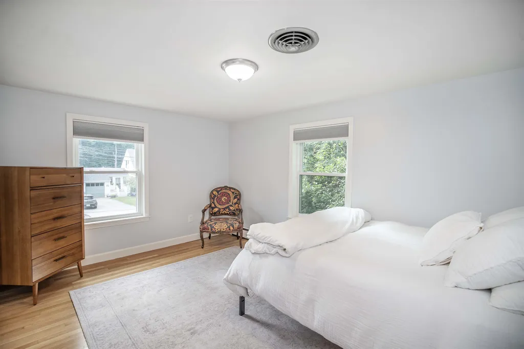 6 Westwood Circle Dover NH 03820