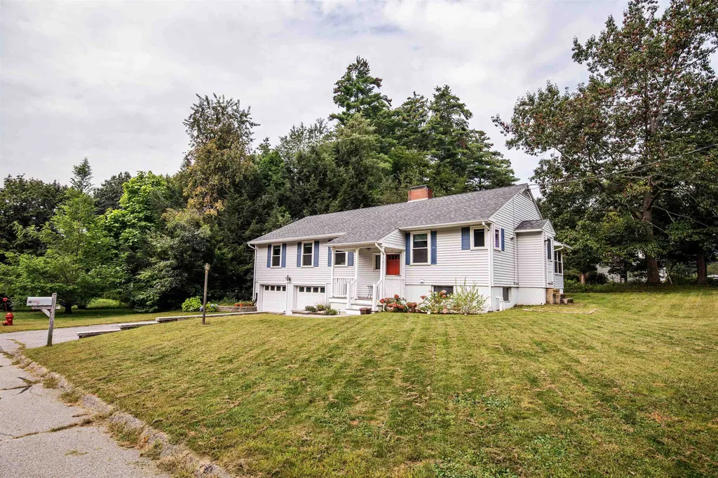 6 Westwood Circle Dover NH 03820