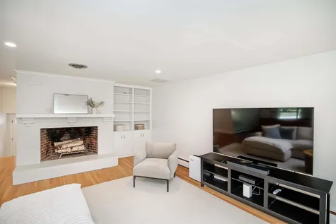 6 Westwood Circle Dover NH 03820