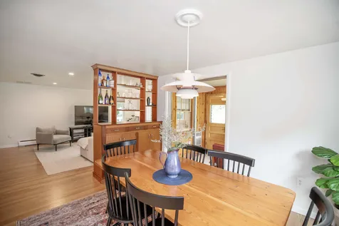 6 Westwood Circle Dover NH 03820
