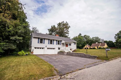 6 Westwood Circle Dover NH 03820