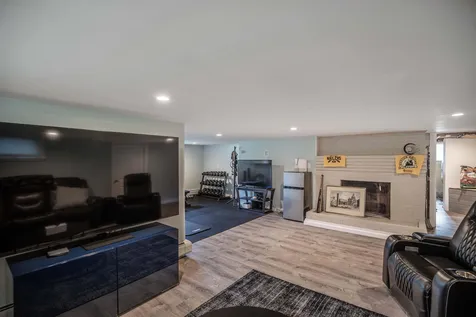 6 Westwood Circle Dover NH 03820