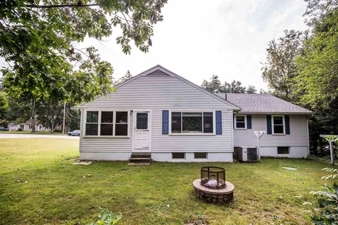 6 Westwood Circle Dover NH 03820