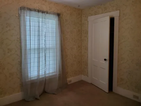 13 Dana Street Lebanon NH 03784