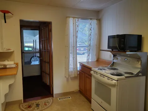 13 Dana Street Lebanon NH 03784