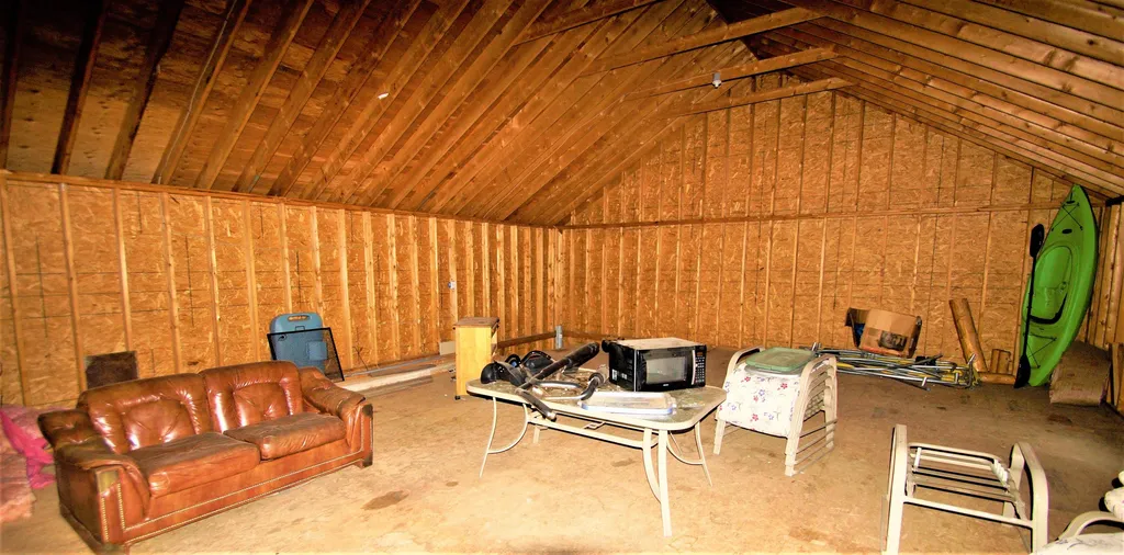 8 Blackberry Lane Raymond NH 03077