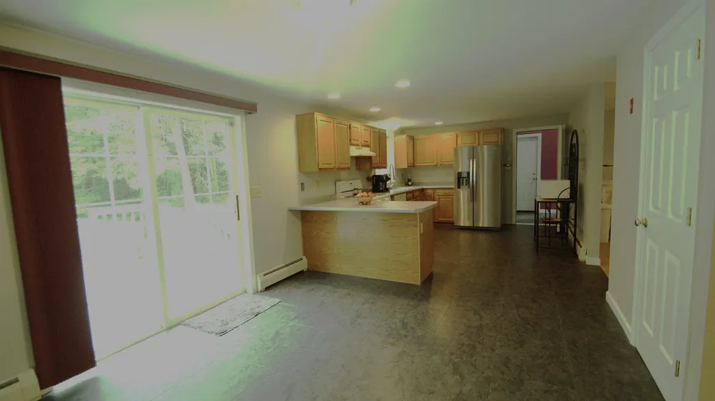 8 Blackberry Lane Raymond NH 03077
