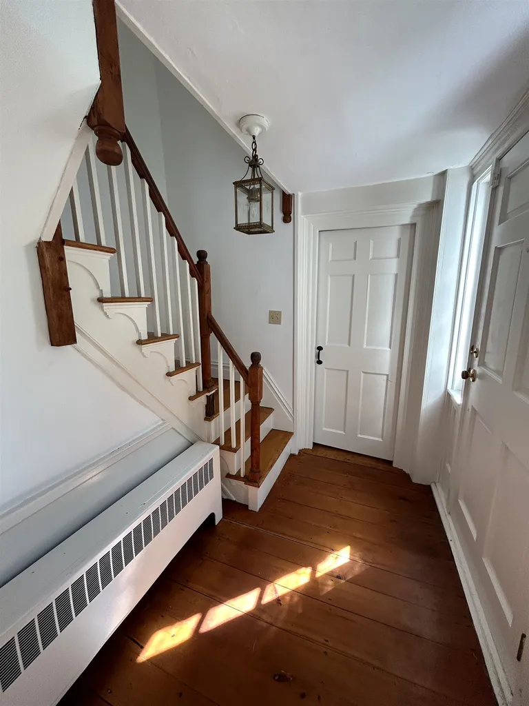 37 Scrabble Road Brentwood NH 03833