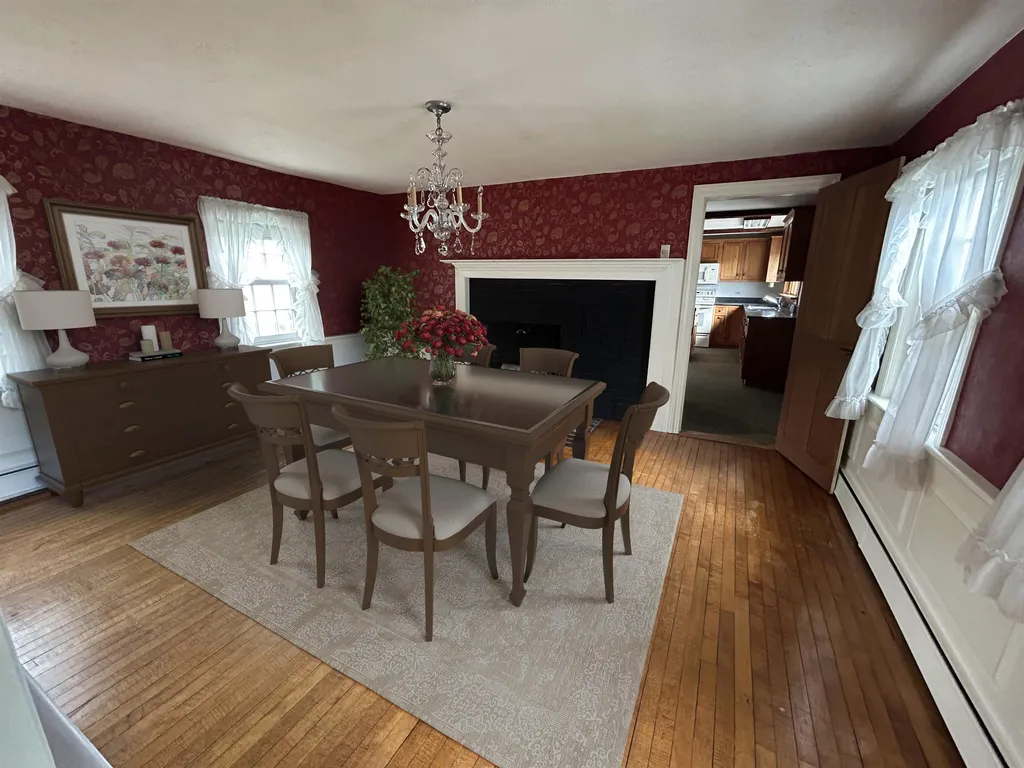 37 Scrabble Road Brentwood NH 03833