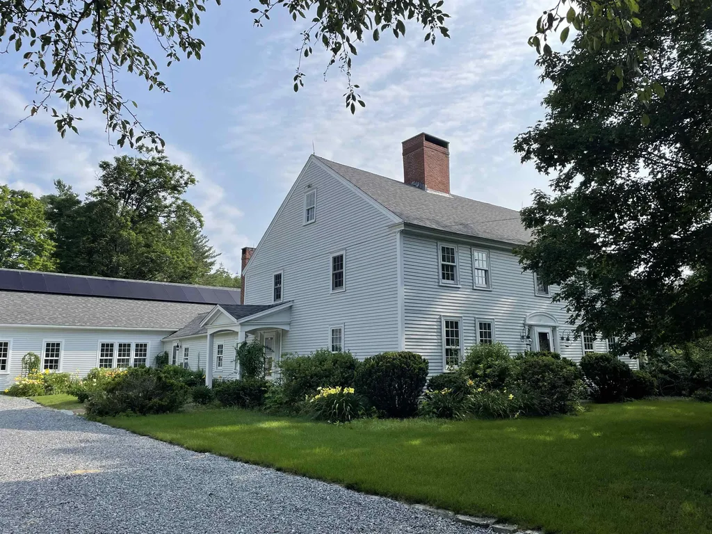 37 Scrabble Road Brentwood NH 03833