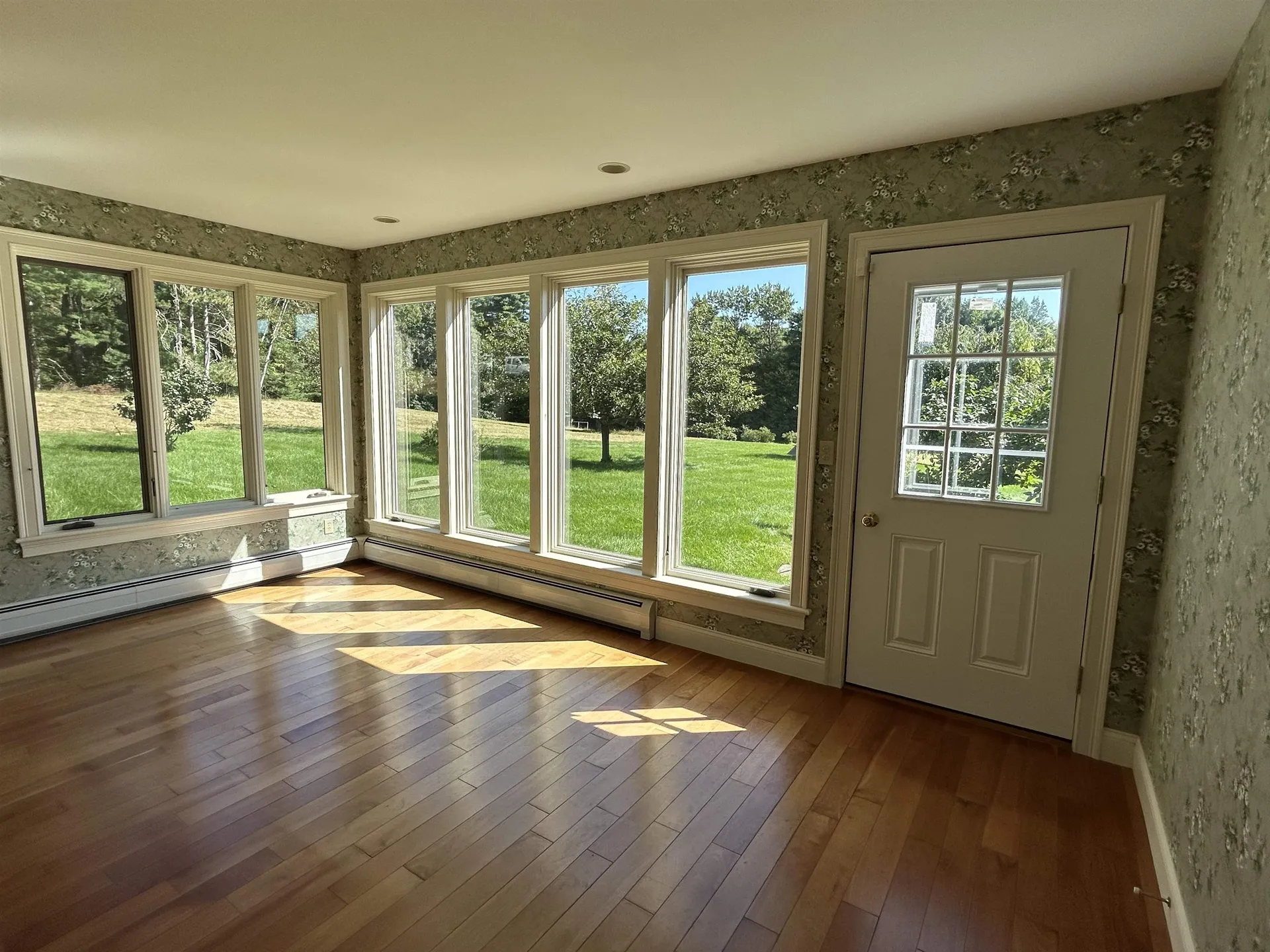 37 Scrabble Road Brentwood NH 03833