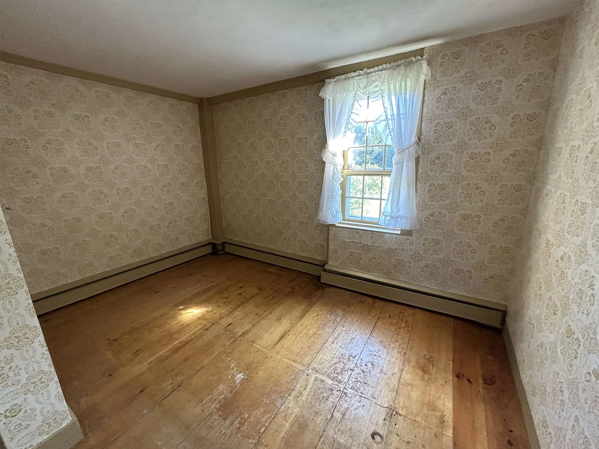37 Scrabble Road Brentwood NH 03833